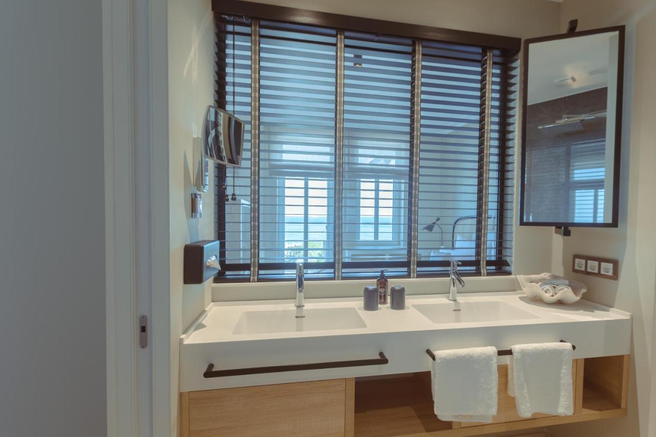 Hotel Strandhotel Ostende 4*